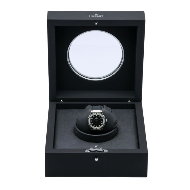 Hublot Classic Fusion 581.NX.1470.RX Image 7